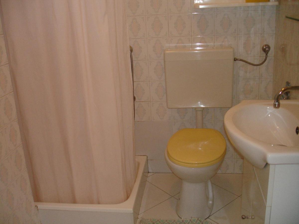 Apartments Lucija Stari Grad  Habitación foto